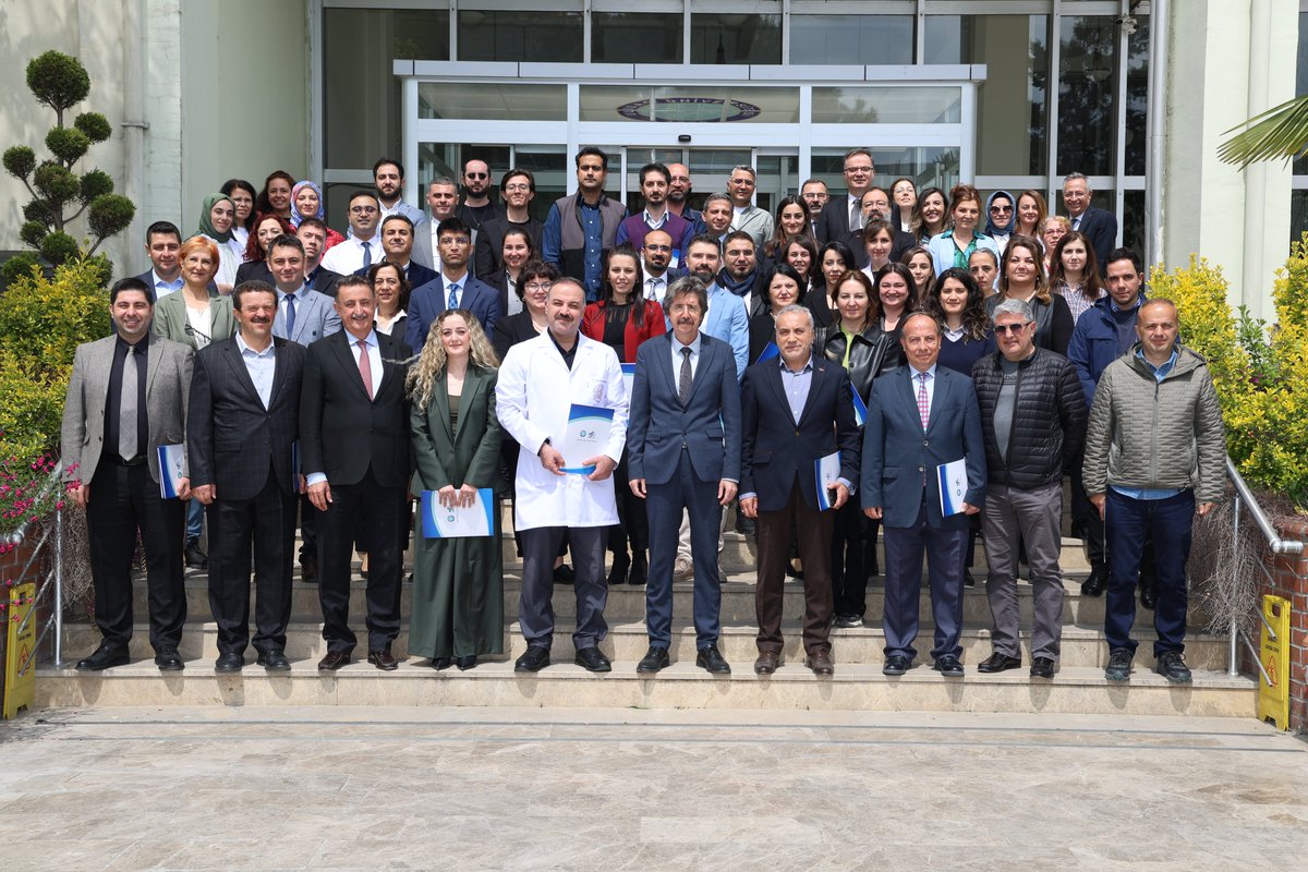 uludagkurumsal's tweet image. BUÜ’de başarılı akademisyen sayısı her geçen gün artıyor...

Bursa Uludağ Üniversitesi (BUÜ) Ar-Ge Koordinatörlüğünün başlattığı uygulama ile ay içerisinde en fazla yayın yapan akademisyenlerine başarı belgelerini takdim etme geleneği devam ediyor.

Türkiye’deki 23 araştırma…