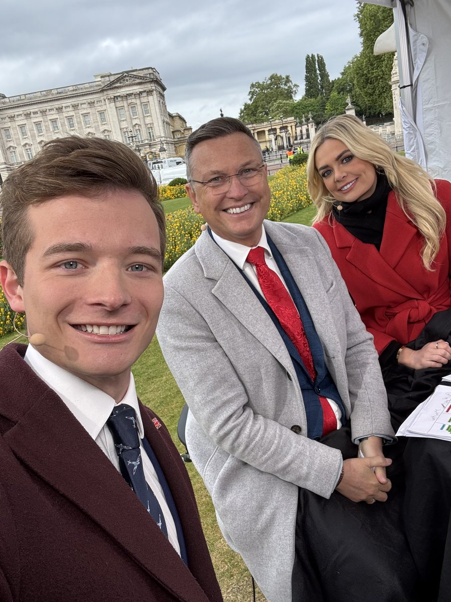 Cameron Walker (@camerondlwalker) on Twitter photo Live from Buckingham Palace on <a href="/GBNEWS/">GB News</a> as The King leads the nation in commemorating VE Day 80 👑🇬🇧
<a href="/StephenGBNews/">Stephen Dixon</a> | <a href="/elliecostelloTV/">Ellie Costello</a> Live from Buckingham Palace on <a href="/GBNEWS/">GB News</a> as The King leads the nation in commemorating VE Day 80 👑🇬🇧
<a href="/StephenGBNews/">Stephen Dixon</a> | <a href="/elliecostelloTV/">Ellie Costello</a>