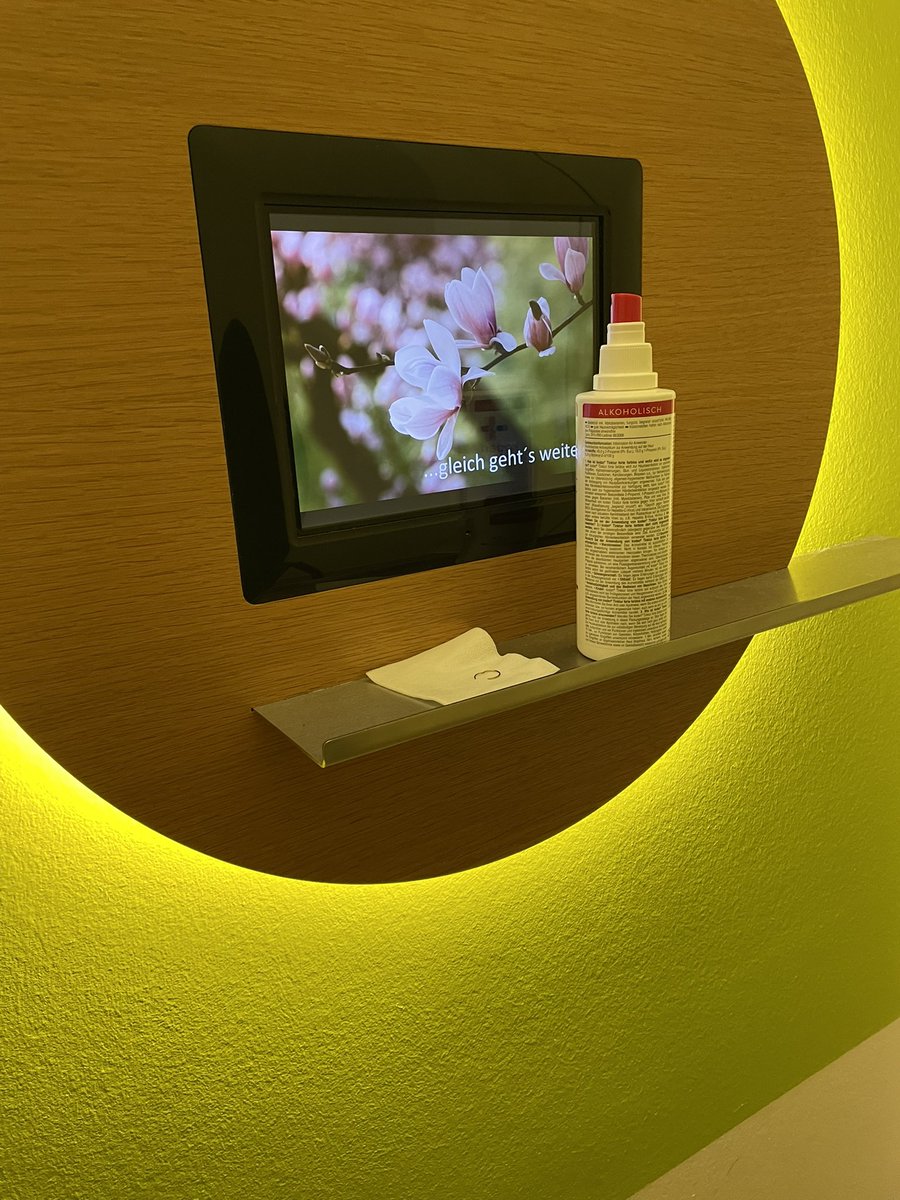 30 min vor Terminbeginn. 
Wow.