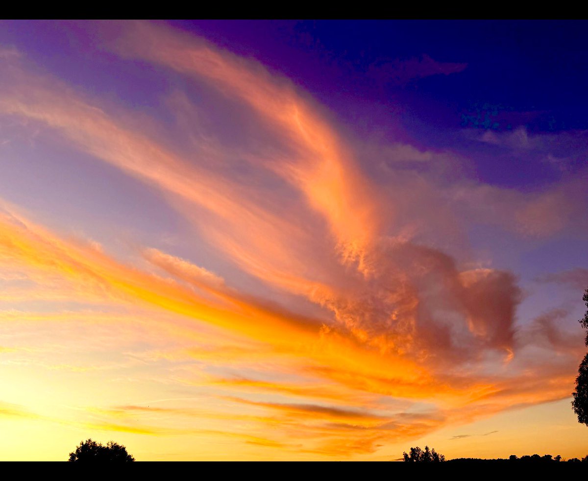The Sky is amazing when you really stop and look. #NgunnawalCountry