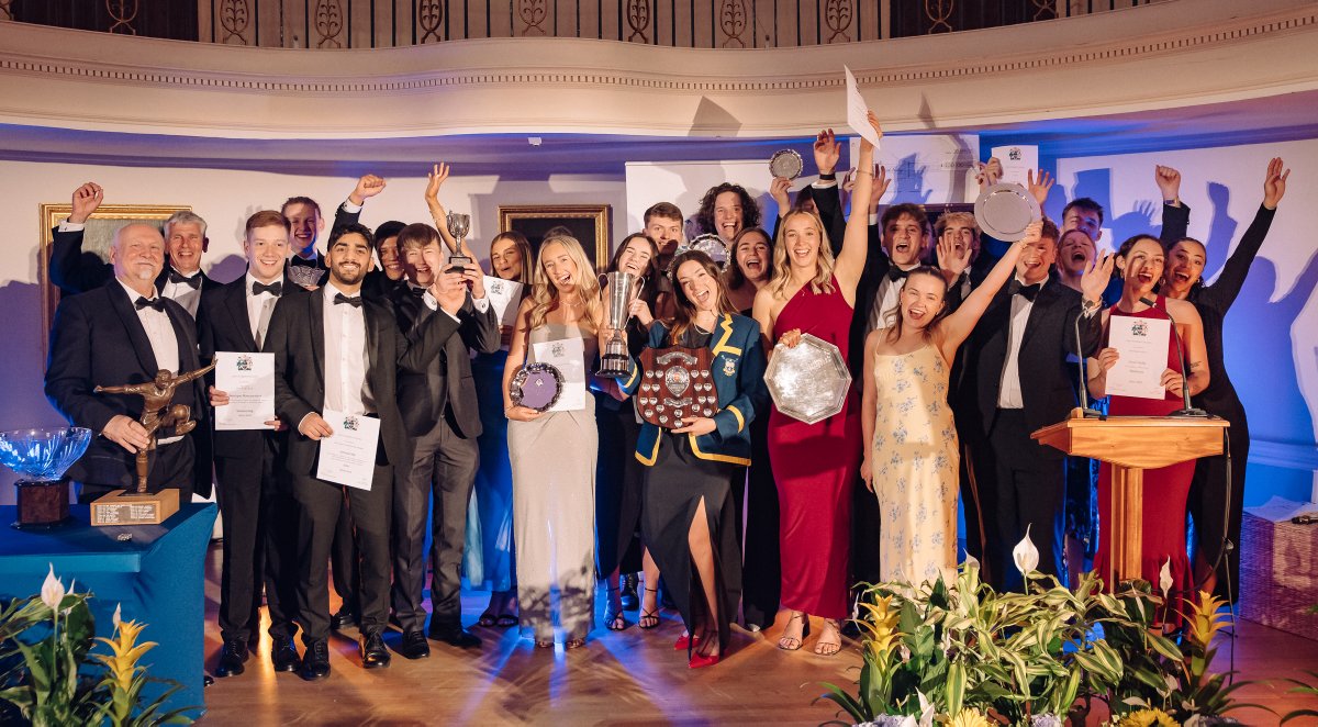 Team Bath (@teambath) on Twitter photo It was a glittering evening at the historic <a href="/RomanBathsBath/">The Roman Baths</a> as athletes, coaches and support staff gathered for the 2025 Blues Awards, the annual celebration of student sport at the @uniofbath.
Congratulations to all the award recipients! teambath.com/2025/05/02/blu… It was a glittering evening at the historic <a href="/RomanBathsBath/">The Roman Baths</a> as athletes, coaches and support staff gathered for the 2025 Blues Awards, the annual celebration of student sport at the @uniofbath.
Congratulations to all the award recipients! teambath.com/2025/05/02/blu…