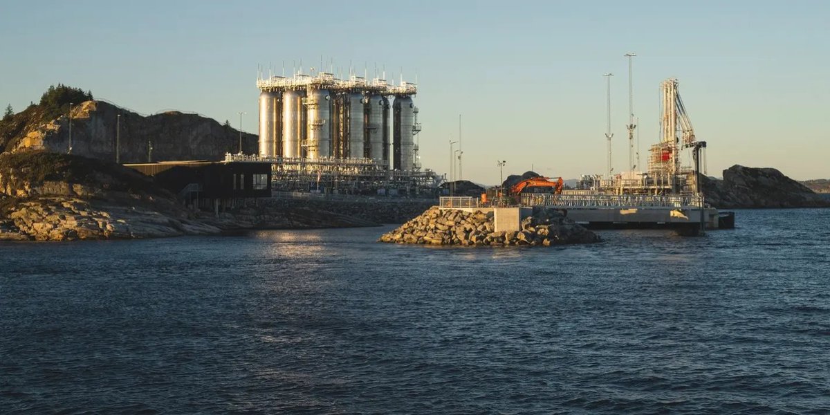 #LowCarbonNews: #CCS is making progress through partnerships! 🤝 <a href="/Equinor/">Equinor</a>, <a href="/Shell/">Shell</a> &amp; <a href="/TotalEnergies/">TotalEnergies</a> have jointly taken a final investment decision to advance phase two of the Northern Lights project. Read more: ow.ly/LaFl50VsVIi