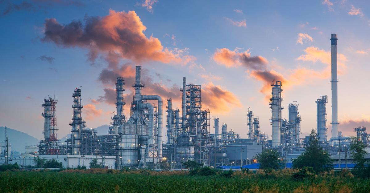 ⚡Les industries intensives en énergie (IIE) belges font face à une hausse des coûts de l’#énergie, des prix du #carbone et à de nouvelles règles de l’UE. 🌍 Des défis à court et à long termes menacent la #compétitivité sur les marchés internationaux. 👉 nbb.be/fr/articles/le…