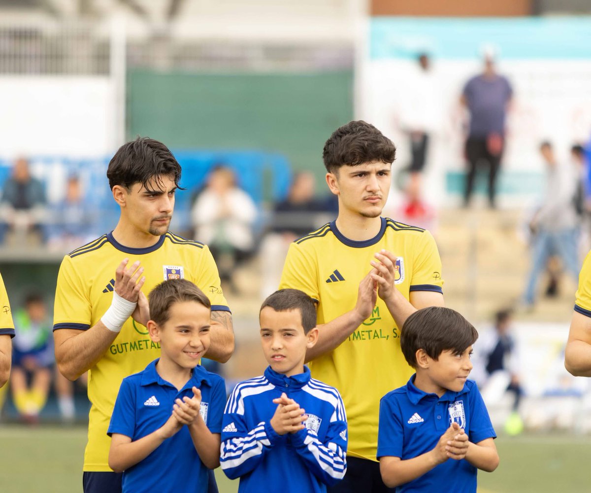 Buena victoria ayer en casa 2-0 contra un rival directo. 
Sábado otra final, quedan 2.
Volando a lo bajini….😏😤🤫