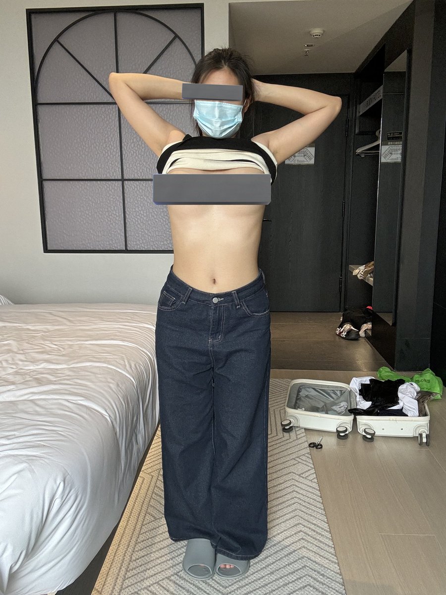 福利姬野兽的女主人分享的黄推图片2 - 网红私拍内容