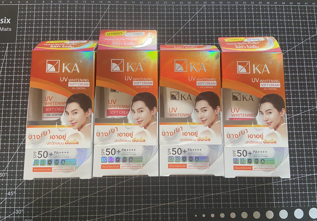 [ พร้อมส่ง / ready to ship ]

กันแดด KA UV Whitening Soft Cream 30 g.

• หลอดละ 150฿

• ค่าส่ง 40฿📦
• รอบส่งพรุ่งนี้🚚

สนใจทักเดมได้เลยนะคะ💌
#เครื่องสําอางมือสอง #ส่งต่อเครื่องสำอาง #คสอมือสอง #ส่งต่อสกินเเคร์ #กันแดดKA