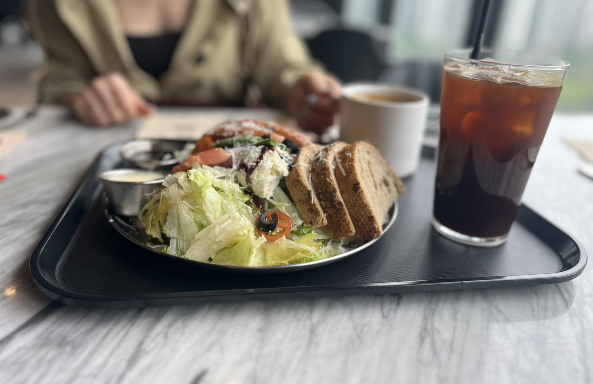 연휴에 브런치 한끼..