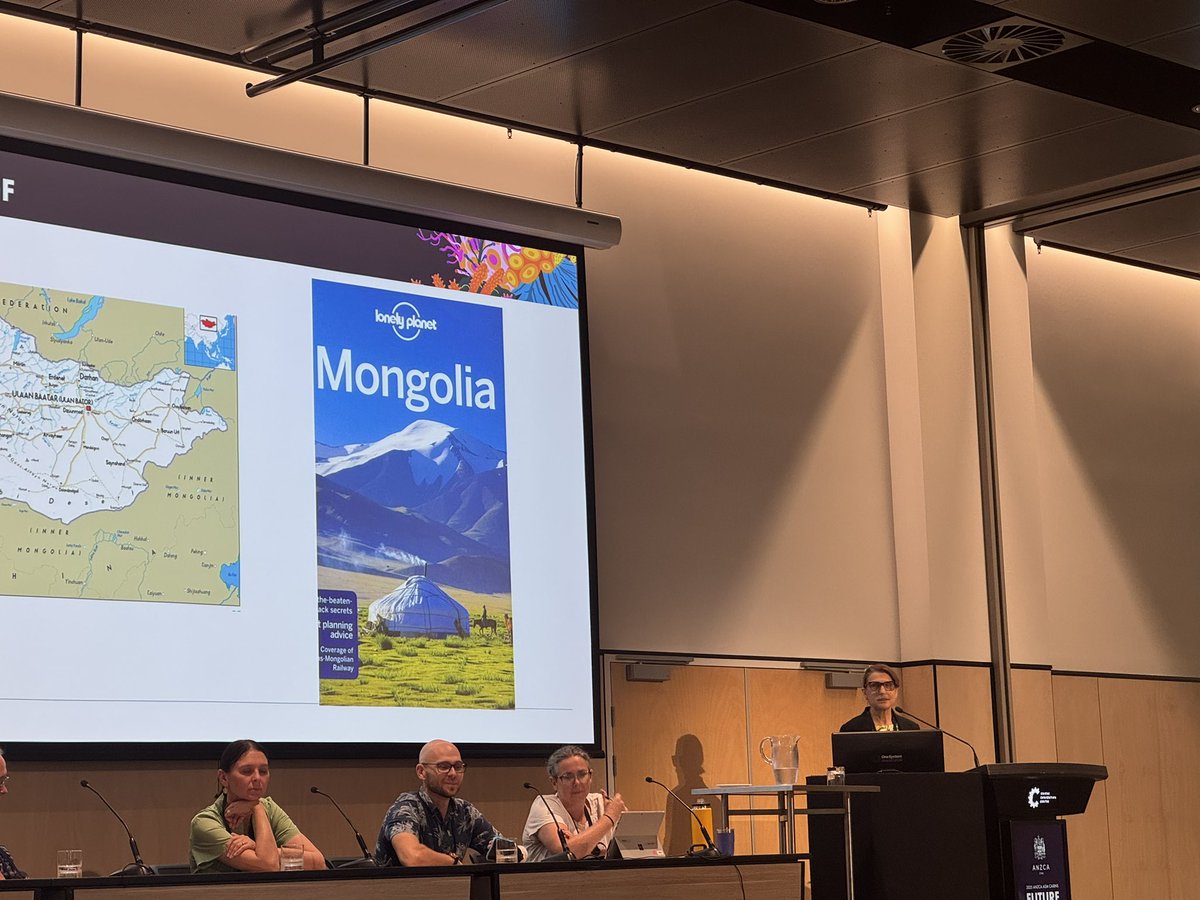 Mandy Baric giving a great talk entitled The Mongolian Experience during a session on Career Paths Less Travelled at #ASM25CNS.