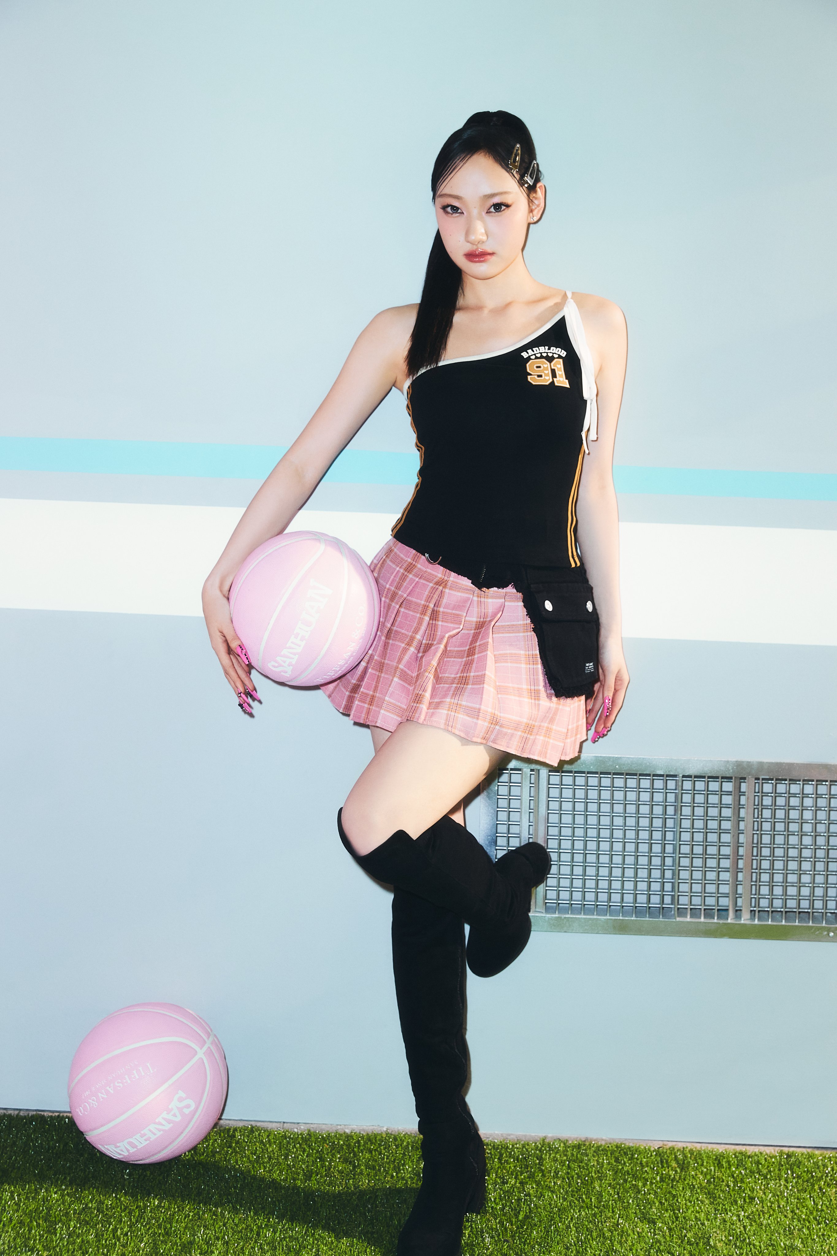 GqKHxyJa4AA2_Fp?format=jpg&name=4096x4096