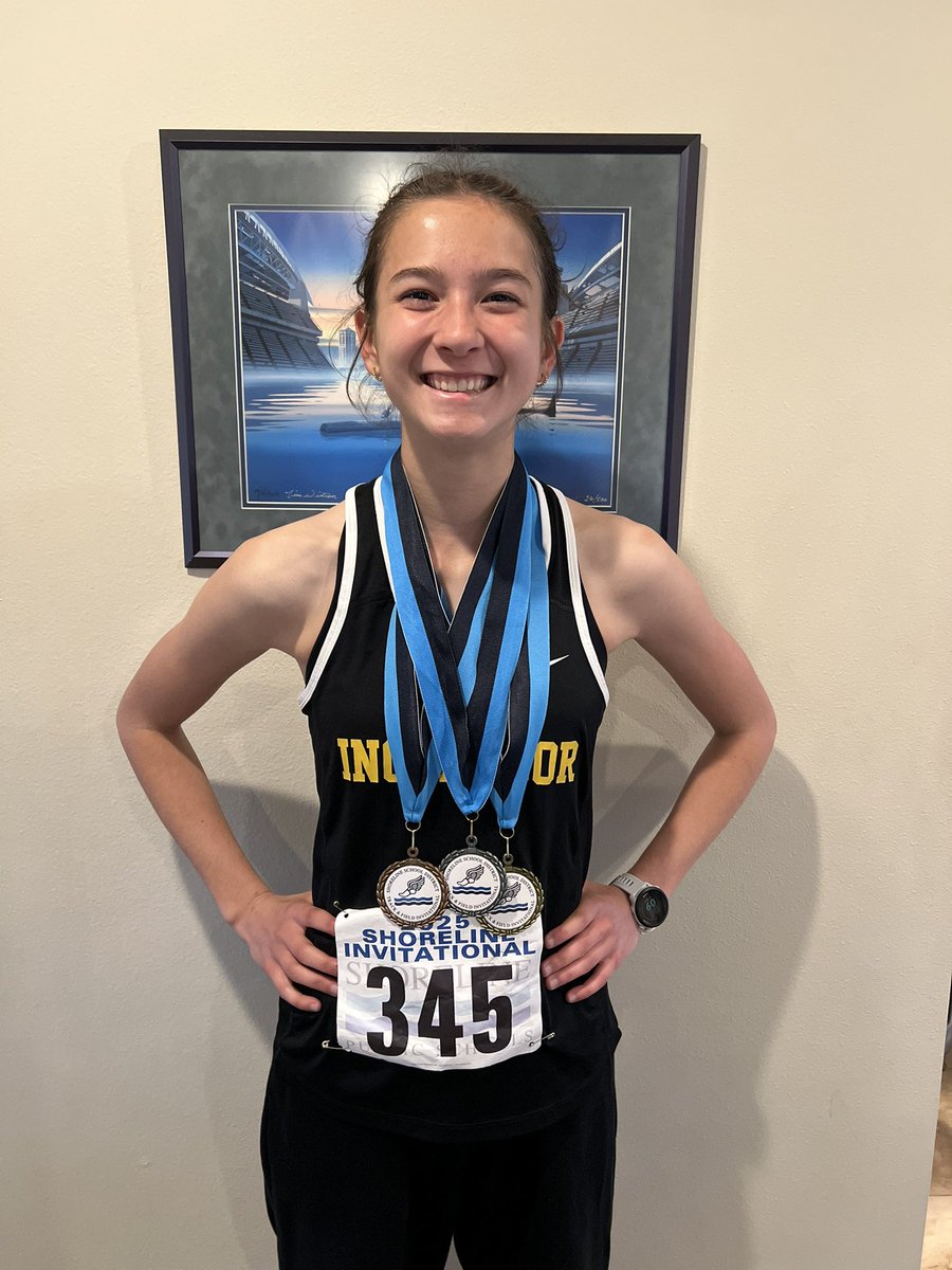 Great weekend at the Shoreline Invitational! New meet and school record in the DMR and a 17-second PR and 2nd place in the 3,200!