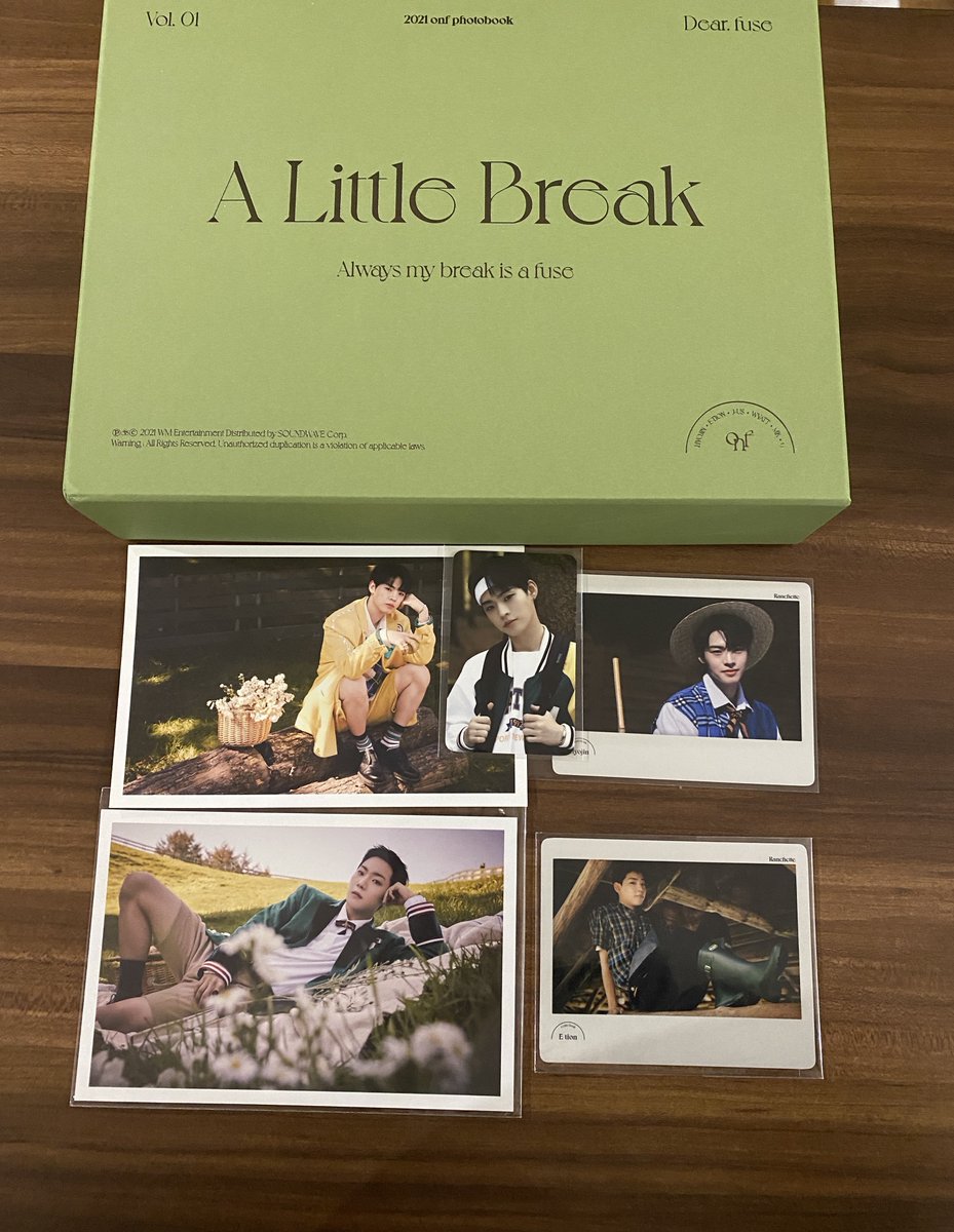 ABCDFPNP's tweet photo. 온앤오프 굿즈 판매 양도

다인옾 디비디 (효진 이션 와이엇 포스트 카드, 와이엇 포카만 있음 / WM, 사웨 예판 이션 포카) : 2.8
포토북 (엽서 및 포카는 사진 속 효진 이션만 있음 / 키링❌ 북마크 이션 승준 민균❌) : 3.0

온앤오프 효진 이션 창윤 승준 와이엇 재영 민균 유 유토 포카 양도 https://t.co/dwykA10Y9S