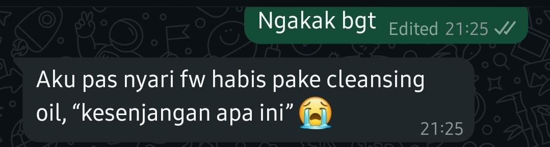 ibu__suri's tweet photo. Wkwkkwk kesenjangan sosial di alat mandiku karena cleansing oil pilih yg mureh tp fw emang lumayan 🤣🤣🤣 https://t.co/Rn5z7dbngR