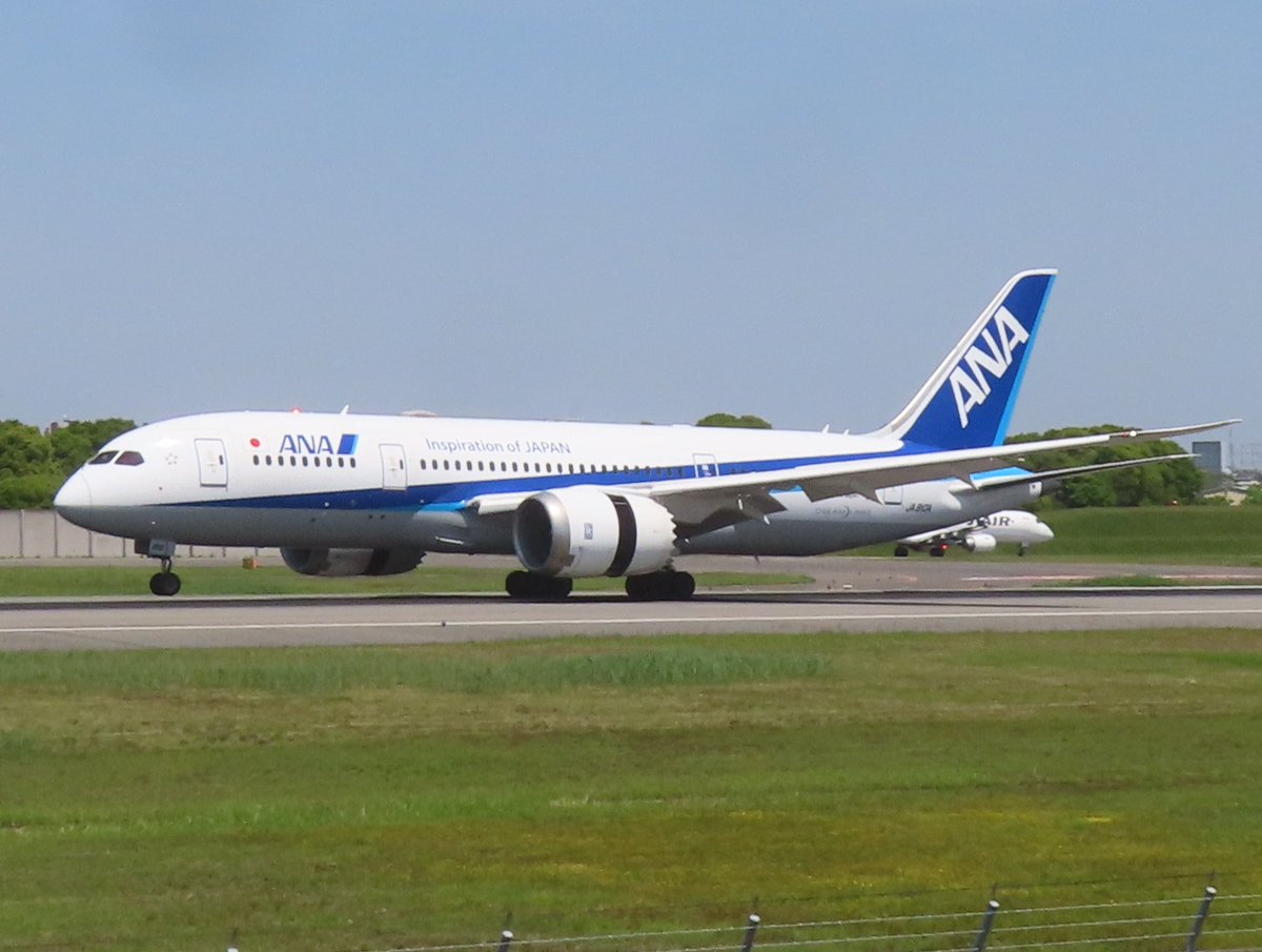 あをによし 5/5 ANA Boeing787-8 JA810A NH23 大阪伊丹行 スカパで時間潰しに来て