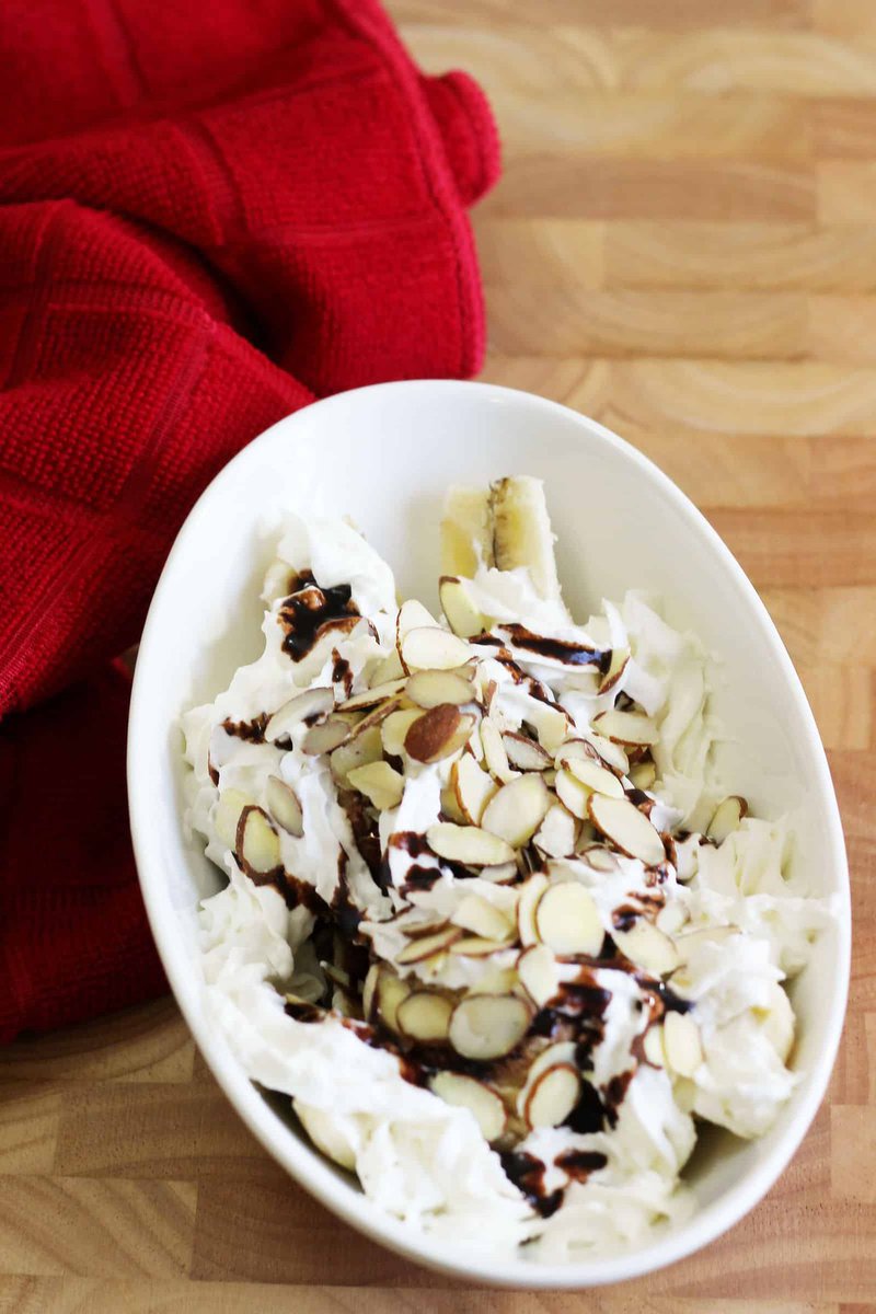 A banana split sundae made with coffee ice cream instead of the more traditional vanilla or chocolate is so totally yummy.

Banana Coffee Ice Cream Sundae Recipe
▸ lttr.ai/AeWuV

#IceCream #Desserts #CoffeeIceCream