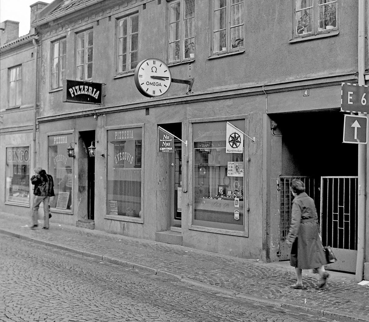 Östra Mårtensgatan 4. Pizzeria O'Vesuvio. Foto: Thore Sonesson, 1977. Kulturen. Från: #gamlalund