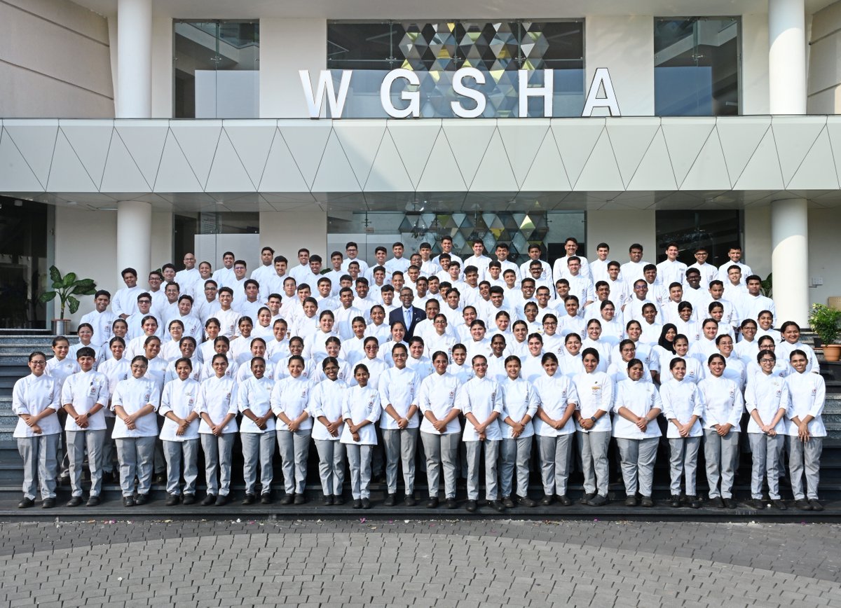 WManipal's tweet image. 👨‍🍳 Hats Off to the BA in Culinary Arts - Class of 2025!
From mastering techniques to innovating flavors, you've cooked up a storm and earned your stripes in the culinary world. Congratulations, chefs in the making! 🎉🍽️
#WGSHA #CulinaryScience #BScCulinary #AdmissionsOpen #MAHE