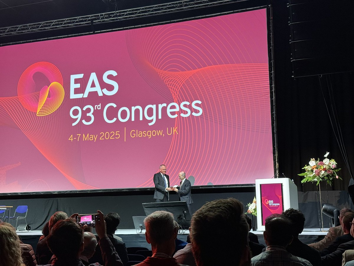 Maria Giovanna Lupo (@mariagi31609461) on Twitter photo This year, the most prestigious 🏆 in the #atherosclerosis field goes to Prof Paul Ridker. His key message: #cholesterol and #infammation are not in 🥊 competition in driving atherosclerosis, they are just the 2️⃣ opposte site of the same Coin 🪙!
#EASCongress2025 <a href="/society_eas/">European Atherosclerosis Society</a> This year, the most prestigious 🏆 in the #atherosclerosis field goes to Prof Paul Ridker. His key message: #cholesterol and #infammation are not in 🥊 competition in driving atherosclerosis, they are just the 2️⃣ opposte site of the same Coin 🪙!
#EASCongress2025 <a href="/society_eas/">European Atherosclerosis Society</a>