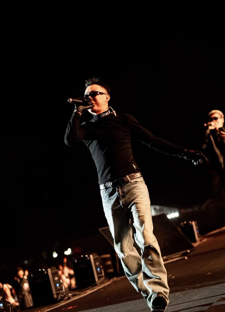 #2025银川超级音乐节 Day2圆满结束
粉丝们收图2