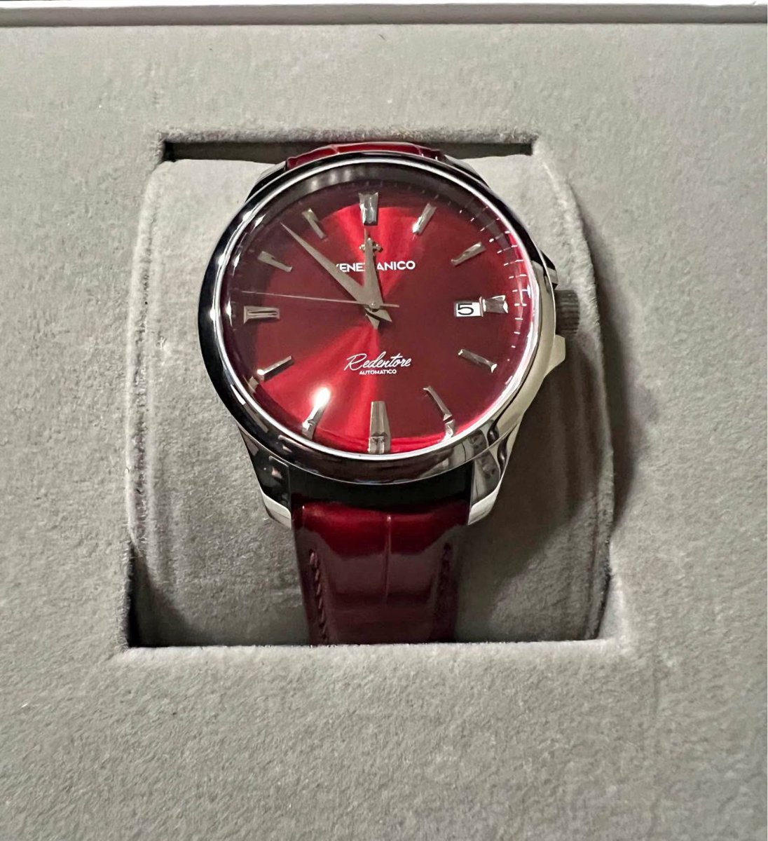 Ultrablack mi yoksa red redentore mi?