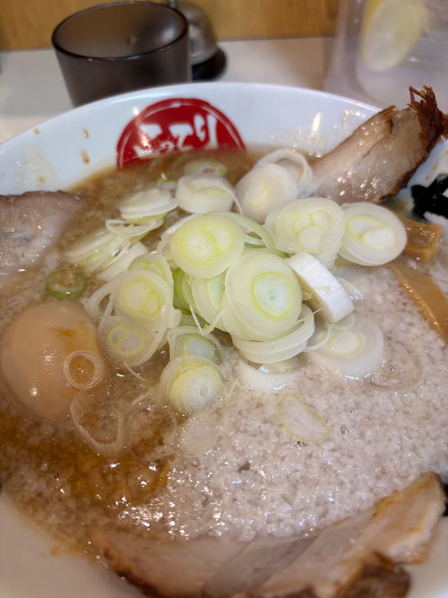 【拡散希望】

環七らーめんてらっちょ我孫子店が変わってしまいました。

舌に突き刺す鋭い醤油テイスト。
悪魔的な背脂。
歯応えある主張の強い太麺。
存在感あるガブリチャーシュー。

もう全てありません。

本社に問い合わせて意を唱えませんか？

#俺たちが愛した環七てらっちょを返せ