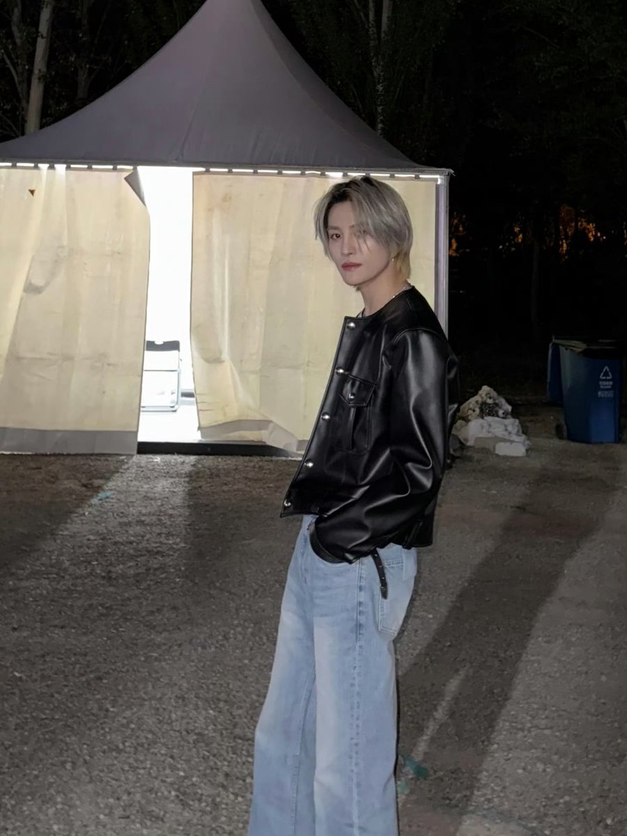 hourly yangyang tweet media