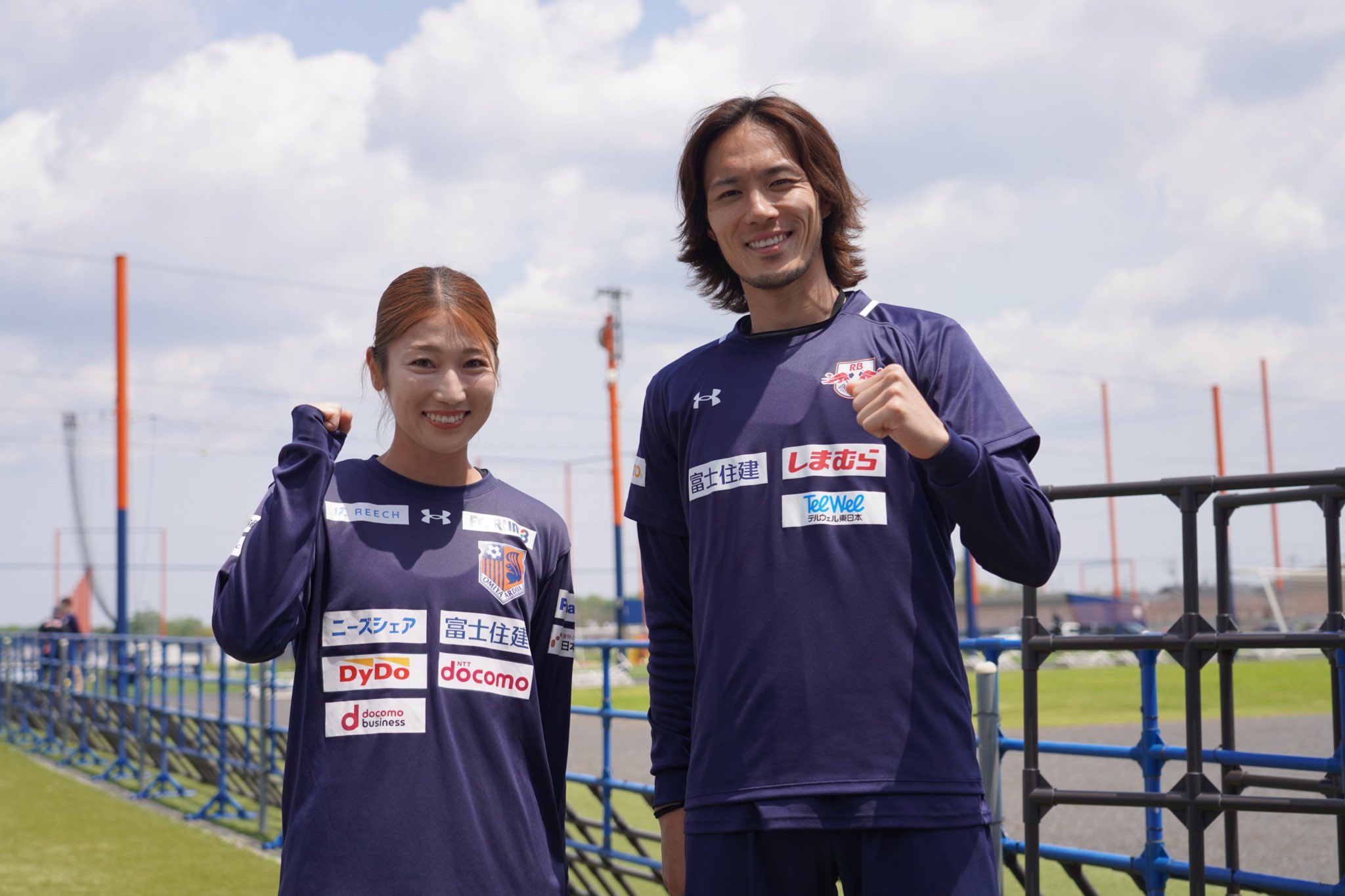 仲田歩夢 WEリーグ通算50試合出場メモリアル アクリルスタンド 井上綾香 選手、仲田歩夢 選手 「WEリーグ通算50試合出場メモリアル