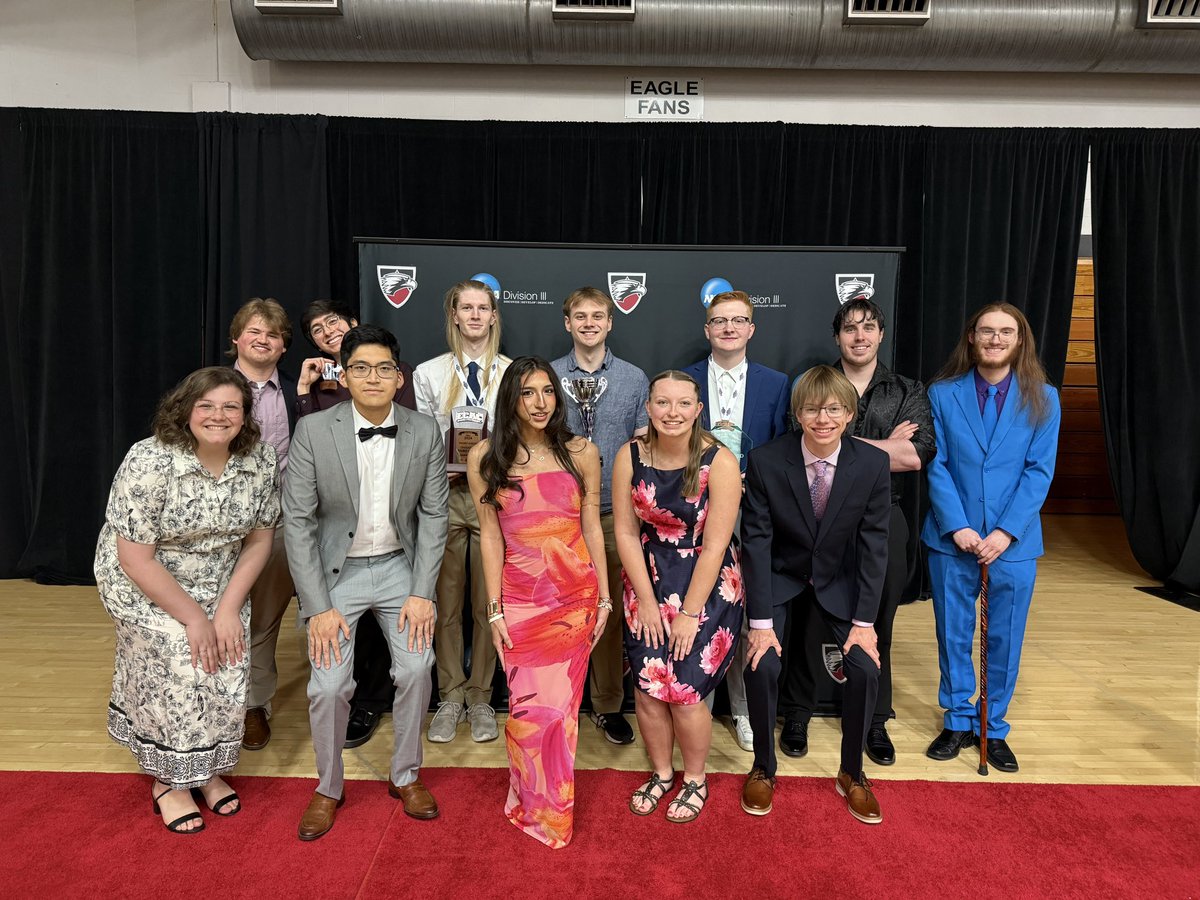 Great night for some awards and to celebrate not only the Esports team but also all athletes in our first ever Eddy’s! Thank you for everyone who worked hard to put this event together!