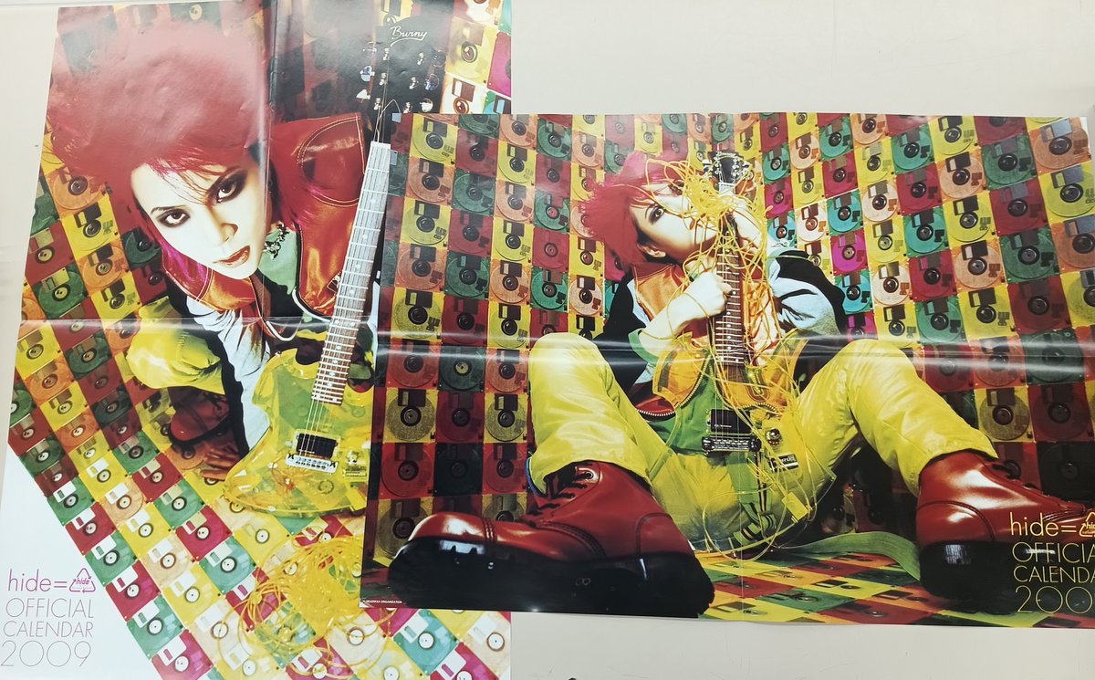 hideのオフィシャルカレンダー2009が入荷しました！ カッコよすぎる