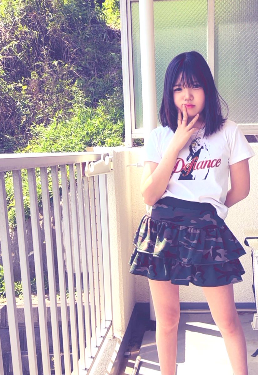 ベランダ界隈

#ポートレート  #ポートレート好きな人と繋がりたい  #写真　#写真好きな人と繋がりたい  #ファインダー越しの世界  #被写体  #被写体モデル  #キリトリ　#jc  #sjc