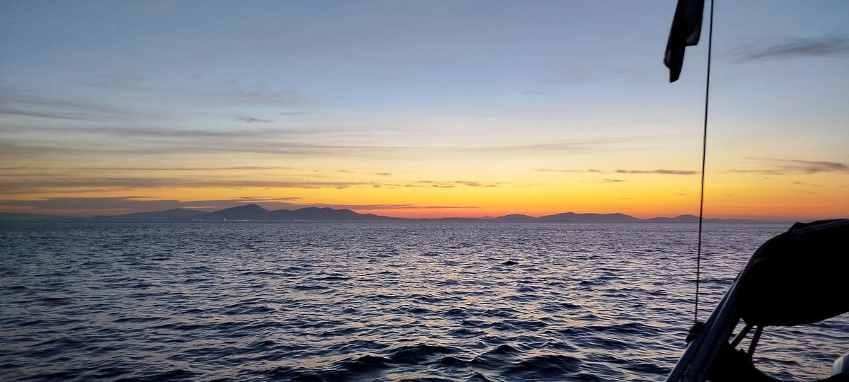 Woke up to this 🇬🇷 ⛵