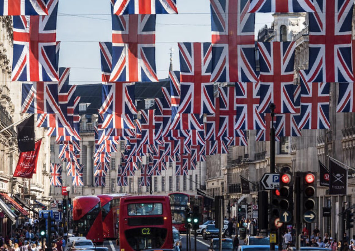 antmiddleton's tweet image. This reinstalls the vibrant, energetic and proud London that the people should feel and see on a daily basis in our beloved capital. This motivates all to work, visit and to travel to our great Capital city! Watch me bring the spark back to our crown jewel when I become Mayor…