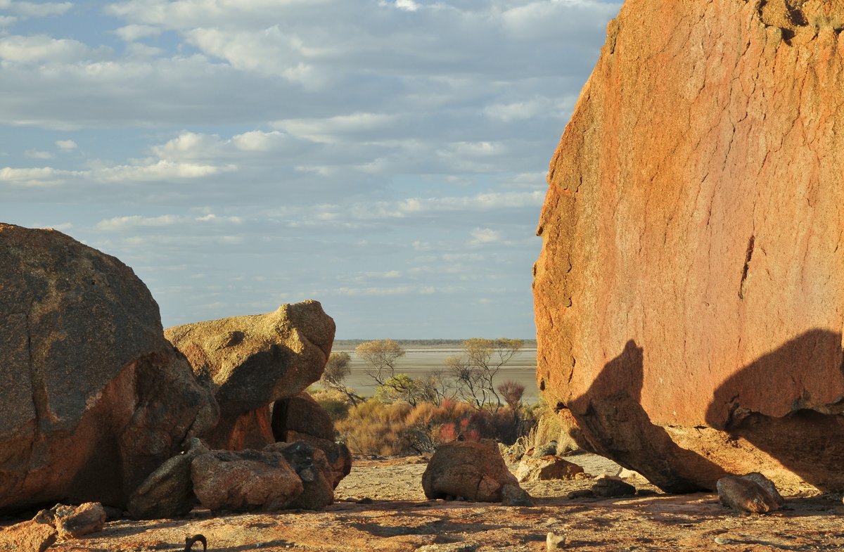 Cold weather blues? Warm up with a visit to one of our beautiful WA sanctuaries 🌄🏕️🥾 

Paruna and Mt Gibson are officially OPEN for the winter season, with a variety of hikes, self-guided drives &amp; camping opportunities!

australianwildlife.org/explore-places… 

📸 W Lawler/AWC