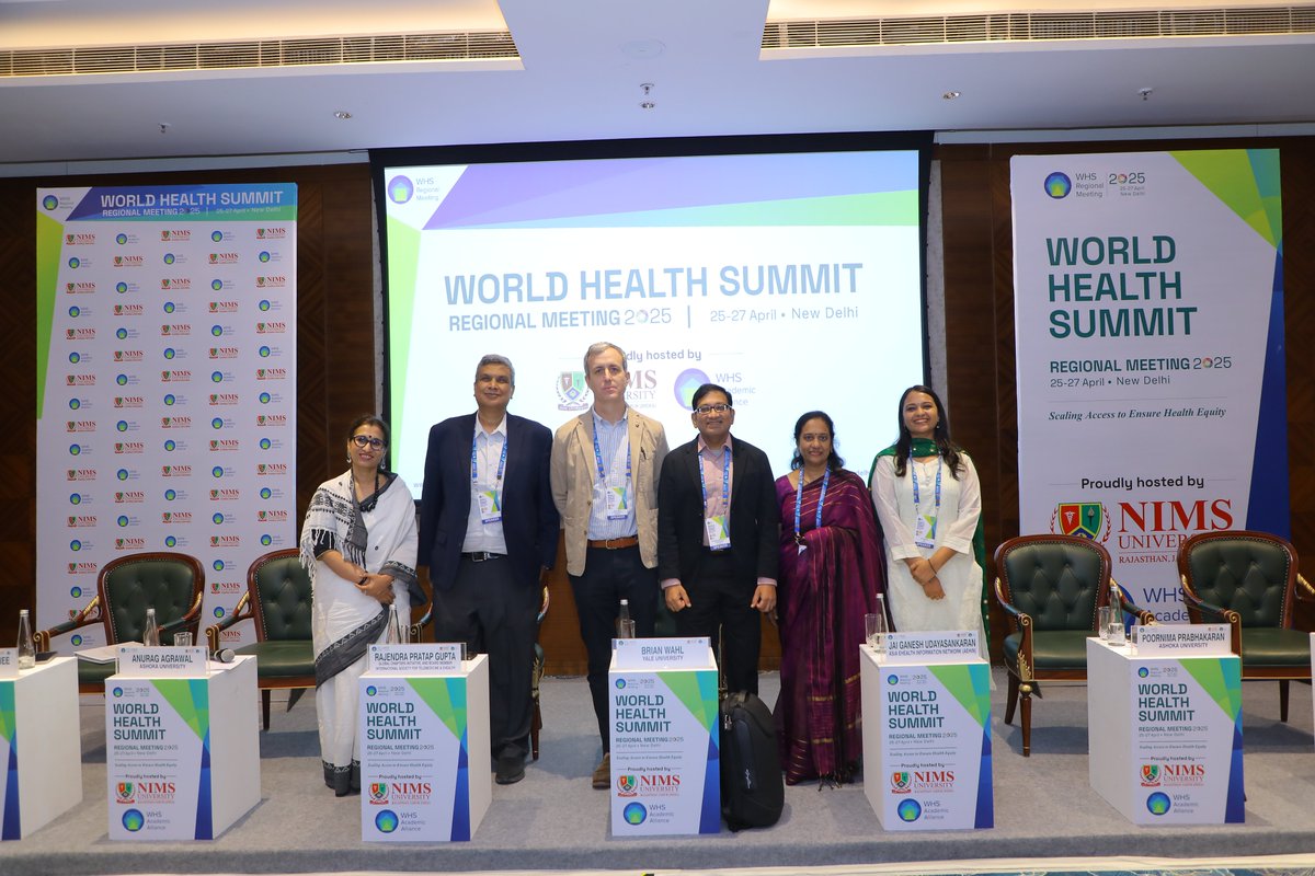 KCDH_A's tweet image. As part of the @whsnewdelhi2025 KCDH-A, hosted a provocative panel discussion titled “Do We Need a Master's in Digital Health?”
The session brought together leading academics, public health practitioners, and technologists to explore the #digitalhealth in higher #education.