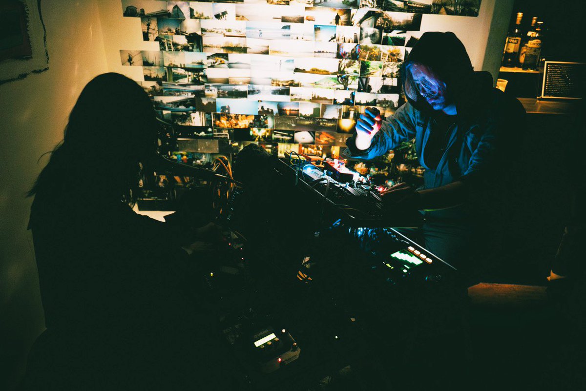 本日は高円寺Amp cafeにてJoy Ride vol.322🐏
電気羊さんは18:05から鳴らします。

いいゆめもわるいゆめも塗り替えていくよ