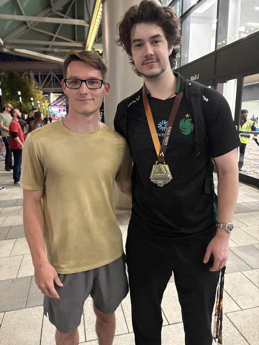 Shocko ⚡️ (@sshocko) on Twitter photo First LAN experience and it was unforgettable. Shoutout to <a href="/ImperialHal/">Falcons ImperialHal</a> the real GOAT. LAN wasn’t boring, your team just lost. #FullGlaze First LAN experience and it was unforgettable. Shoutout to <a href="/ImperialHal/">Falcons ImperialHal</a> the real GOAT. LAN wasn’t boring, your team just lost. #FullGlaze