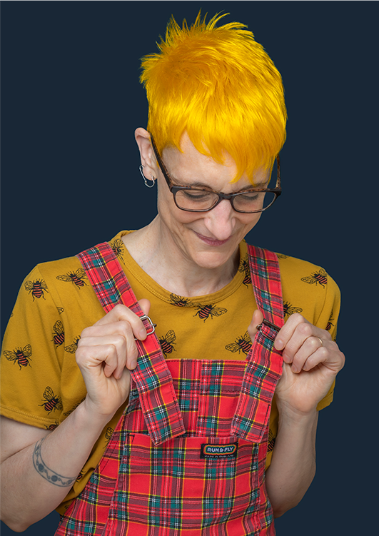 MariaMarshall_'s tweet photo. Meet author/poet Tiffany Stone and learn about the fun inspiration and challenges for her new, rhyming picture book - Six Little Sticks.
https://t.co/9cvqGPRRi1 @GreystoneKids #kidlit #interview #stickbugs https://t.co/sOs10I03Bm