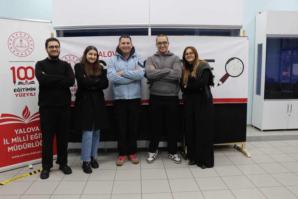 Yalova İl Millî Eğitim Müdürlüğü (@yalovamem) on Twitter photo Genç AR-GE” projesi kapsamında, Türkiye derecesi elde eden öğrencilerle ilimizdeki öğrenciler bir araya geldi. Buluşmada tecrübe paylaşımı yapıldı, motivasyon artırıcı sohbetler gerçekleştirildi.
<a href="/tcmeb/">Millî Eğitim Bakanlığı</a> <a href="/Yusuf__Tekin/">Yusuf Tekin</a> <a href="/AytekinYILMAZ5/">Aytekin YILMAZ</a> <a href="/meb_sgb/">MEB Strateji Geliştirme Başkanlığı</a> <a href="/ercanturk28/">Ercan TÜRK</a> Genç AR-GE” projesi kapsamında, Türkiye derecesi elde eden öğrencilerle ilimizdeki öğrenciler bir araya geldi. Buluşmada tecrübe paylaşımı yapıldı, motivasyon artırıcı sohbetler gerçekleştirildi.
<a href="/tcmeb/">Millî Eğitim Bakanlığı</a> <a href="/Yusuf__Tekin/">Yusuf Tekin</a> <a href="/AytekinYILMAZ5/">Aytekin YILMAZ</a> <a href="/meb_sgb/">MEB Strateji Geliştirme Başkanlığı</a> <a href="/ercanturk28/">Ercan TÜRK</a>