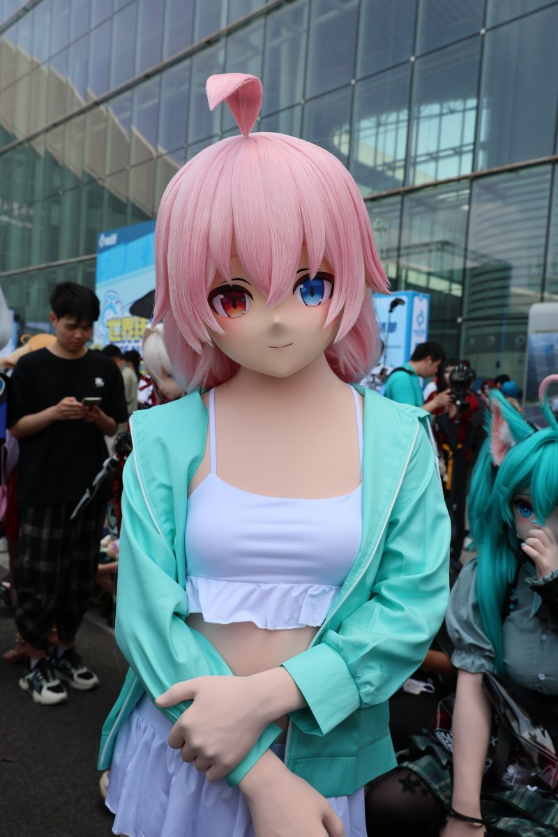 阿紫一哟~

🎭：<a href="/haagaau_GF/">Kigurumi虾饺工房</a> 
#小鳥遊ホシノ #BlueArchive #ブルアカ #kigurumi #着ぐるみ