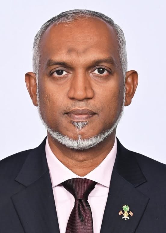 Emme gina in aarashah ⚽️ kulhen dhiya meehaage Record ves othee meena athuga 👇
 #WorldRecord