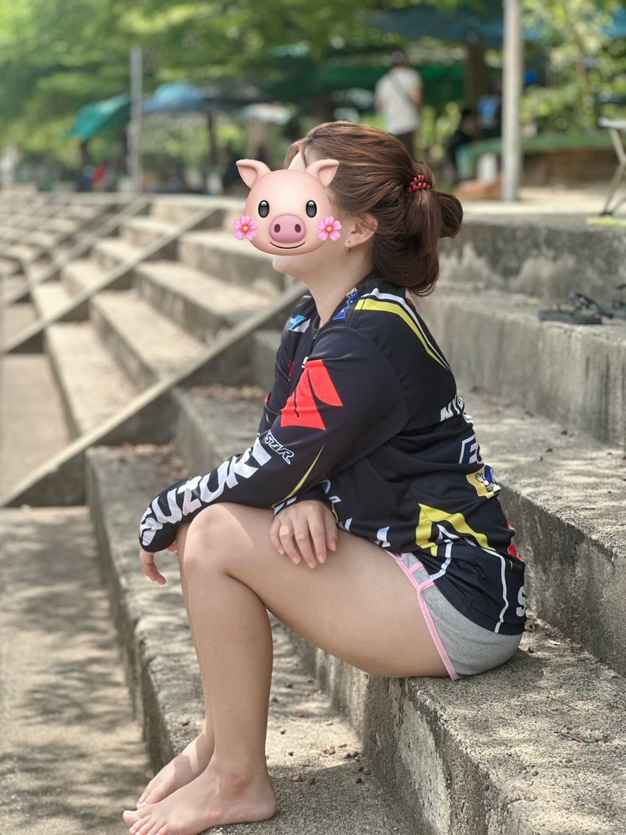Nbkan2001's tweet photo. รับหมูไปเลี้ยงซักตัวมั้ย🐷🤣
#กาญจนบุรี #สาวอวบ #ท่าน้ำหนองบัว https://t.co/bILwTmkOiG