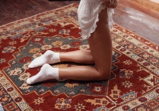 Nueva newsletter Cinco Puntos 💌
• El fotógrafo silencioso
• Cinco bocados riquísimos
• Televisión old school
• Una señora quejica
• La amistad femenina
¡Feliz inicio de semana y ánimos con el lunes!
cincopuntos.substack.com/p/dulce-lenta-…