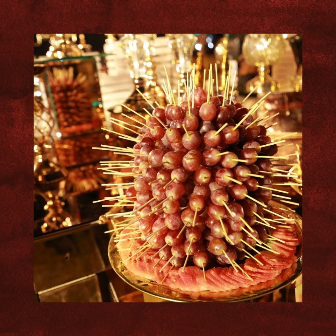 StudioKitchen1's tweet photo. Our Exotic Fruits station never fails to bring colour, freshness and tropical flavour to every event! 🍇🌺✨

#studiokitchen #theartoffinetaste #cateringforalloccasions #sk #theartoffineserving #catering #exotic #fruits #station #menu #dinner #lunch #wedding #fresh #tropical https://t.co/fnnaagSK7e
