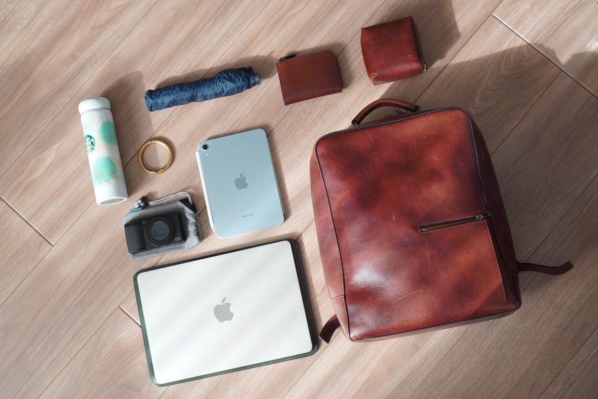 本日のカバンの中身がこちら