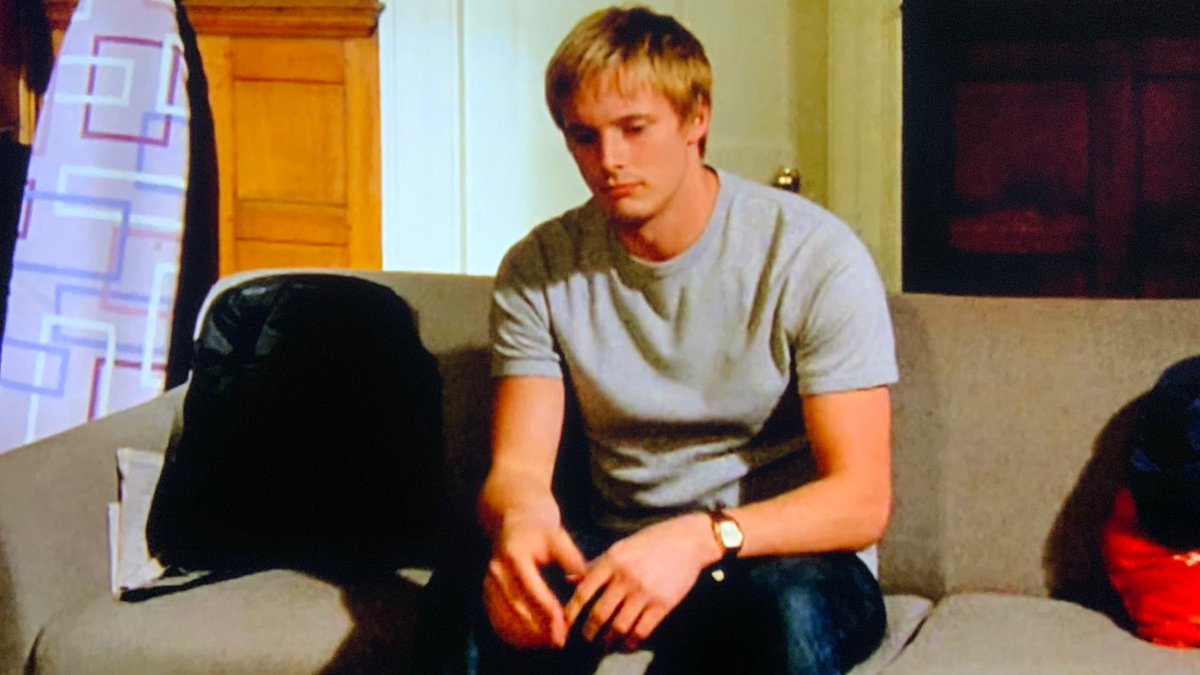 CMagnumfan's tweet photo. #BradleyJames as #JackRoth in #Lewis season 2 episode 2 Music To Die For aired on March 2nd 2008

#myscreensavers https://t.co/ovaIRwSRTE