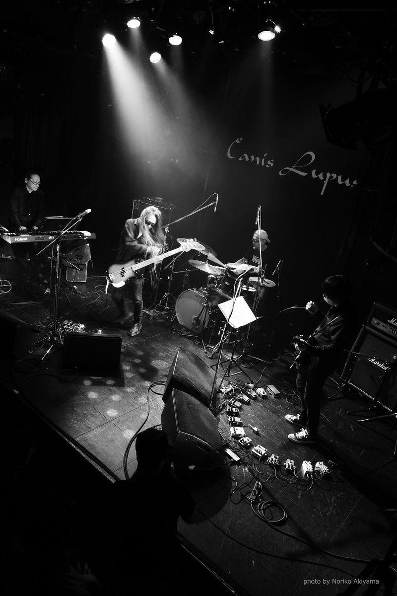 2025.5.1 高円寺HIGH

Canis Lupus Tour 2025 
"aeroperspective"
　　　　　　　⑪(〜⑰)

ツアー最終日！

#箕輪政博
#森川誠一郎
#ヤマジカズヒデ
#有馬純寿
#CanisLupus #aeroperspective
<a href="/sumihisa/">有馬純寿 Sumihisa Arima</a>