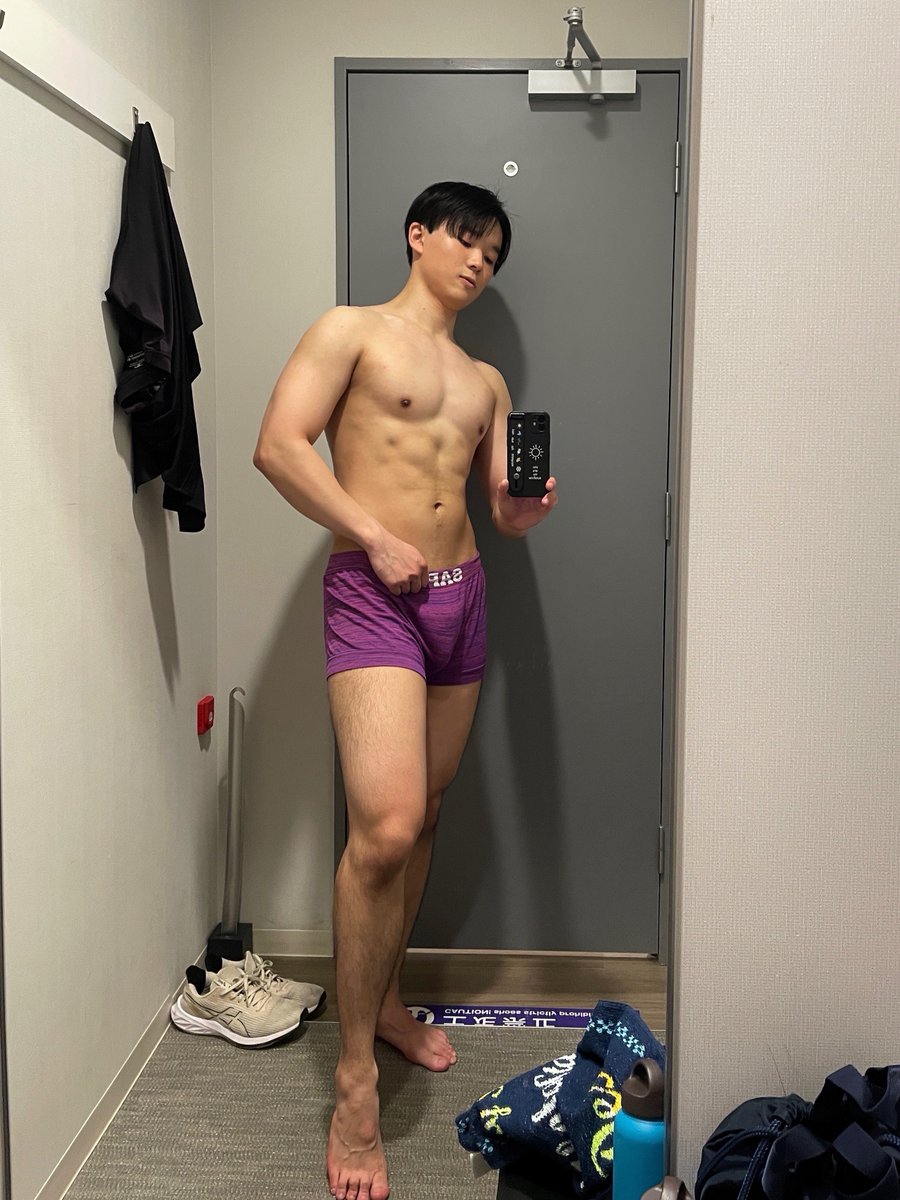 アブローラー100回963日
スクワット100回23日目
腕立て100回23日目

GW遠出出来なかった〜
筋トレは出来たから良しとしよう！