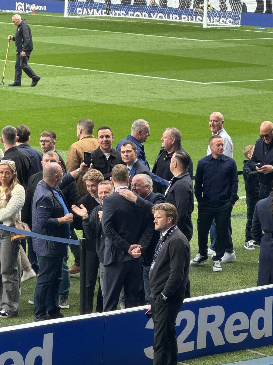 Ross Barr tweet media