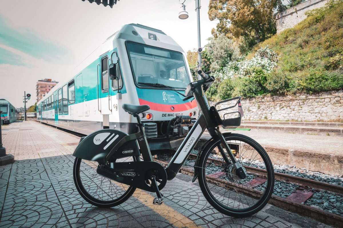 Inaugurato il servizio di bike sharing a Castrovillari, Catanzaro e Palmi yescalabria.com/inaugurato-il-…