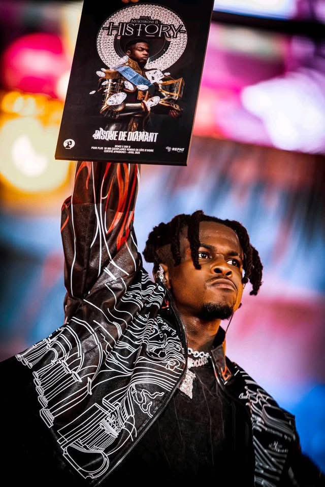 Où sont mes amis diamantaires ?

Republie si ton artiste a déjà touché un Disque de diamant 💎💎💎💎💎💎💎

Merci la conspiration 🚀🙏🏾