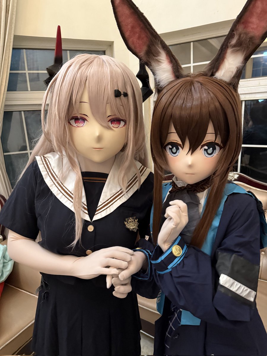 五一去了音律还搞了cos，大概率真的忘不了梅奔和金色的雨了吧